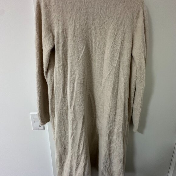 Carbon38 Eyelash Cardigan in Eggnog - Picture 4 of 4